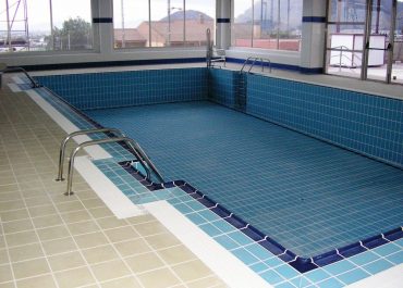 Piscina municipal climatizada en Redován